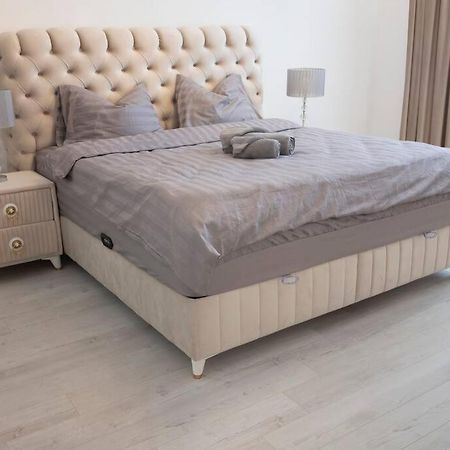 Luxury 2 Bedroom Apartment Bukareszt Zewnętrze zdjęcie