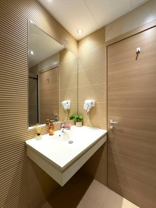 Luxury 2 Bedroom Apartment Bukareszt Zewnętrze zdjęcie