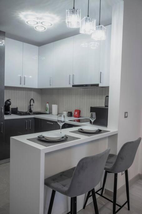 Luxury 2 Bedroom Apartment Bukareszt Zewnętrze zdjęcie