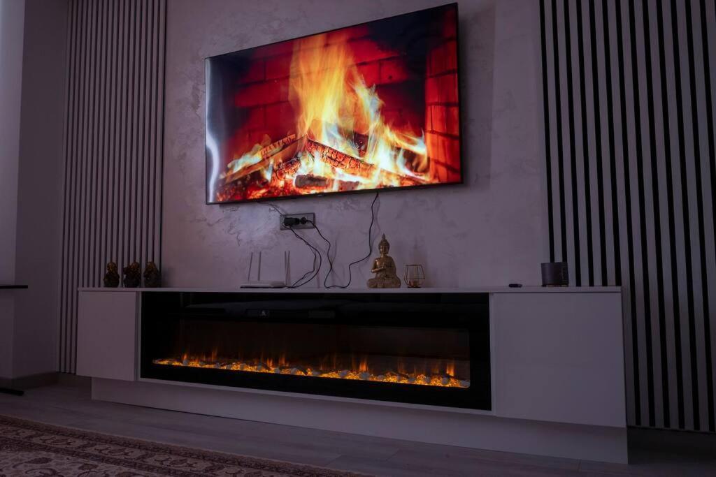 Luxury 2 Bedroom Apartment Bukareszt Zewnętrze zdjęcie